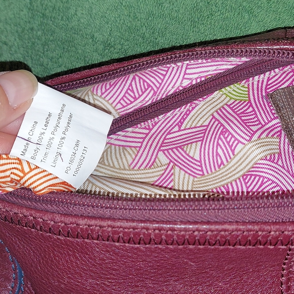 THE SAK maroon purse - Picture 8 of 8